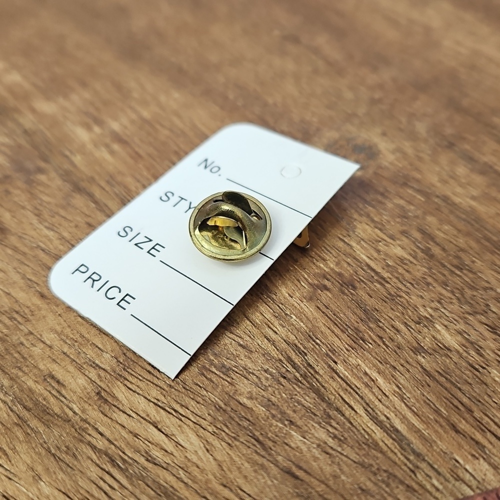 DOVE PIN - Picture 2 of 4